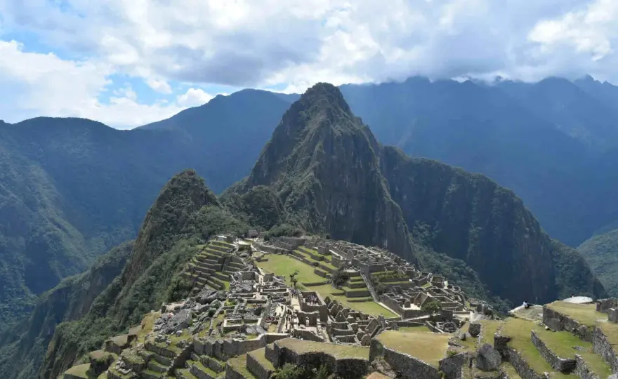 Meraviglie del mondo - Antiche vs Moderne: Guida al tuo viaggio