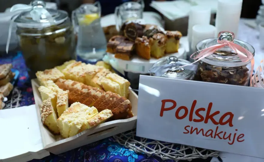 Produkcja żywności na małą skalę: kompletne zasady i wymogi prawne 2025