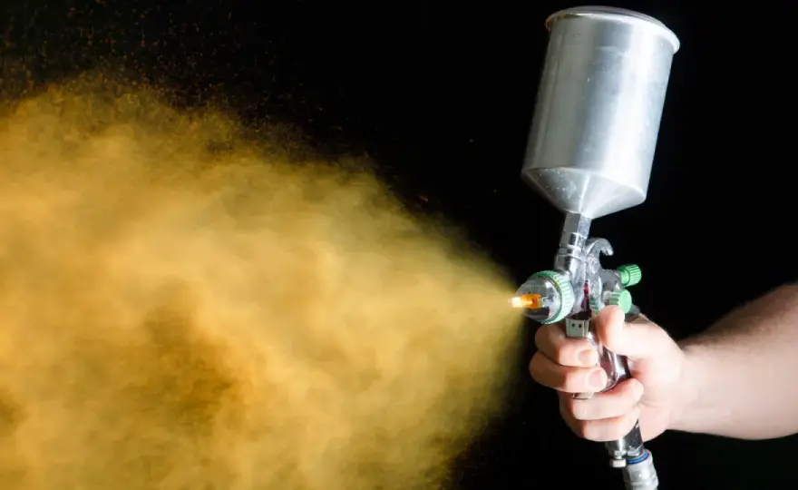 Pistolet do malowania DIY: Czy warto budować? Poradnik i bezpieczeństwo