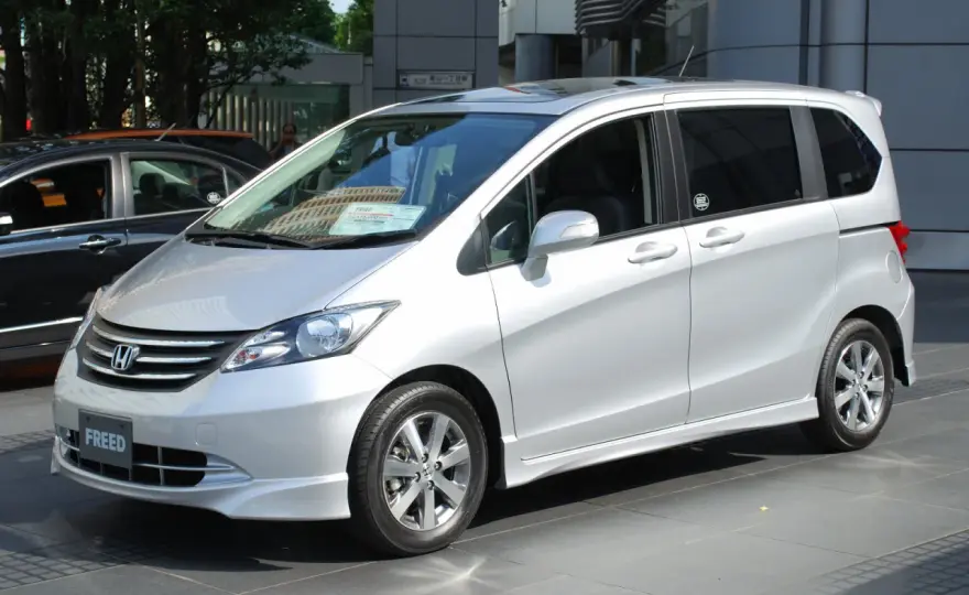 Honda Freed - czy to minivan dla rodziny i miasta?