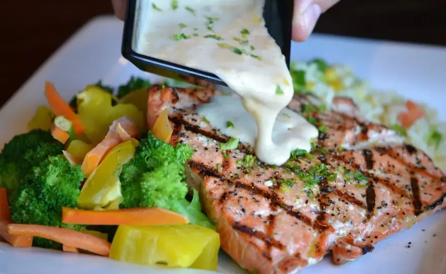 Co zjeść w Radomiu? Odkryj Paprykę, kugiel i TOP restauracje!