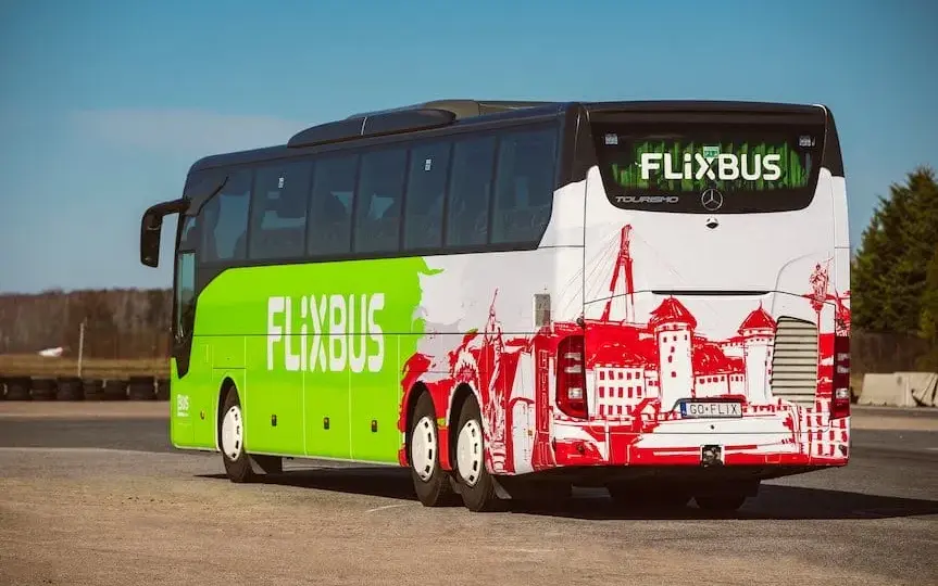 FlixBus Rzeszów: Skąd odjeżdża? Dokładny adres i wskazówki!