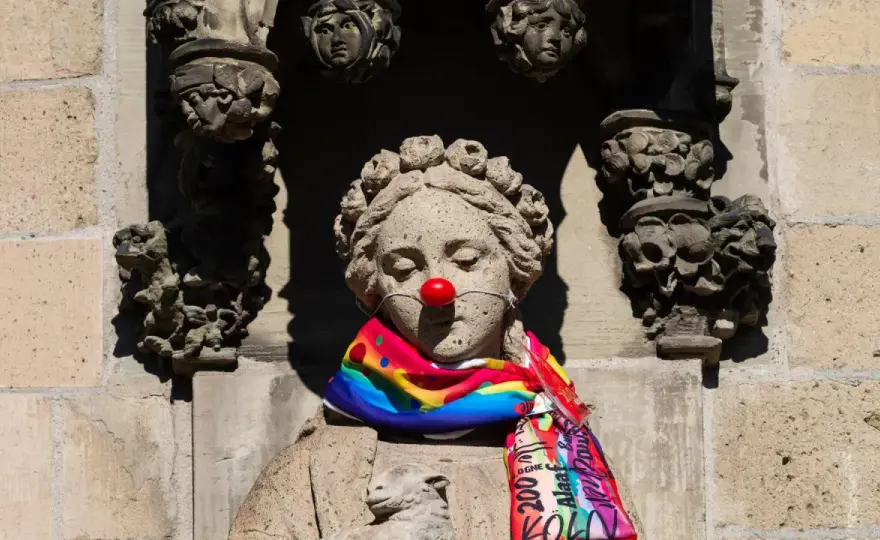Karneval & Kirche - Mehr als Party? Entdecke die wahre Bedeutung!