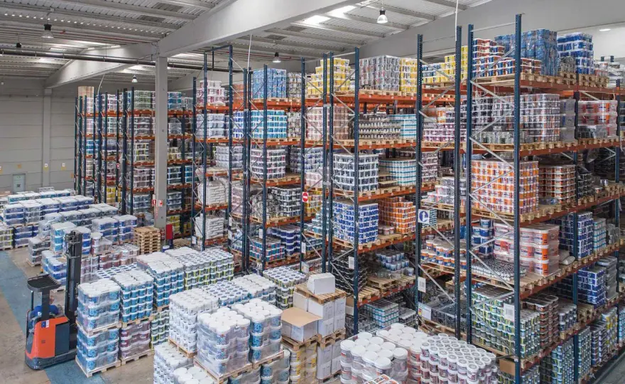 Arbeitsmittel im Lager richtig auswählen und sicher nutzen