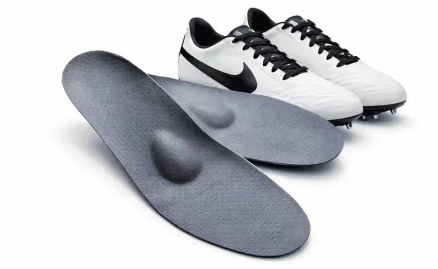 Fußballschuh Einlagen - Mehr Stabilität, weniger Schmerzen?