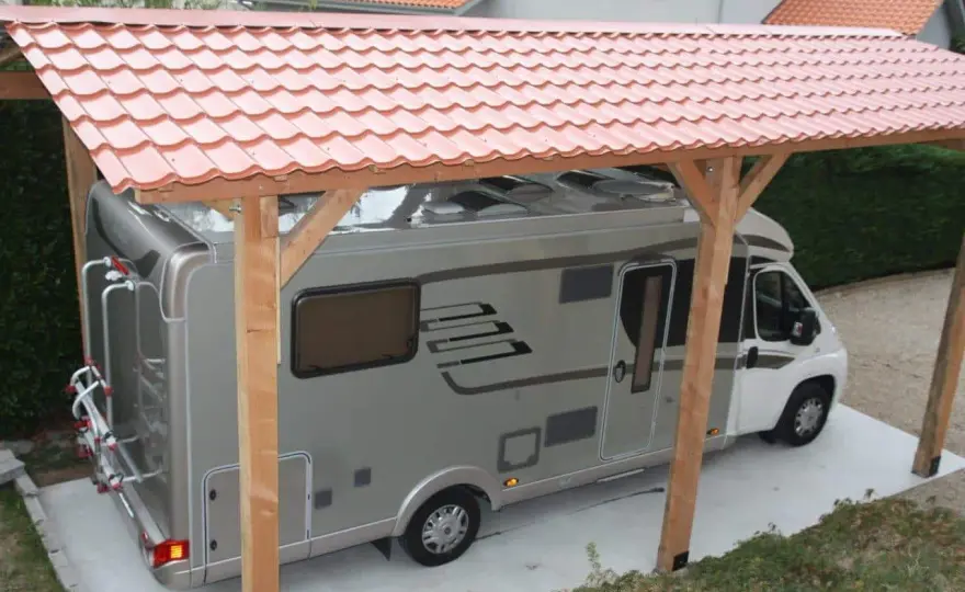 Abri camping-car pas cher - Le guide pour un projet réussi