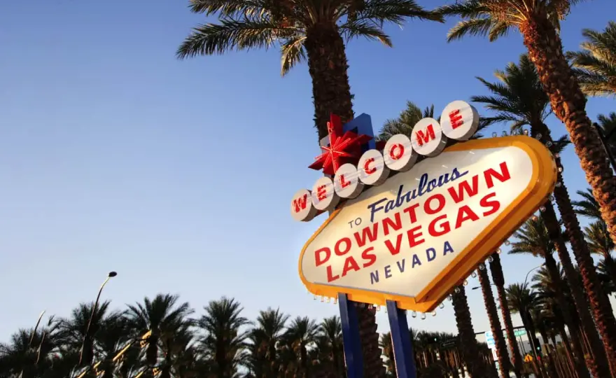 Gdzie leży Las Vegas? Odkryj lokalizację w sercu Nevady