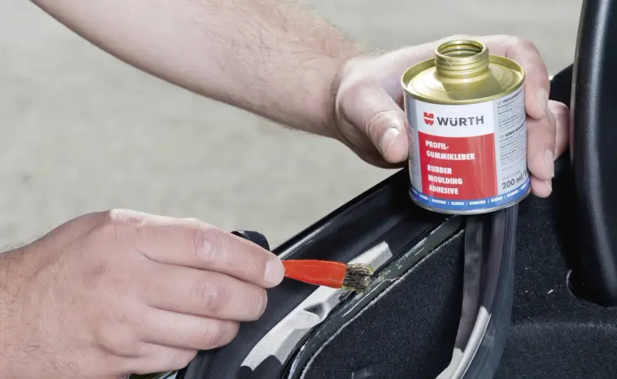Rimuovere adesivi moto - La guida definitiva per un lavoro perfetto