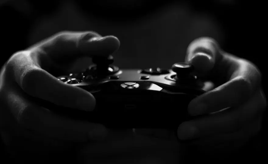 Jak system łupów i rozwoju w Diablo III kształtuje zachowania podobne do gry na automatach