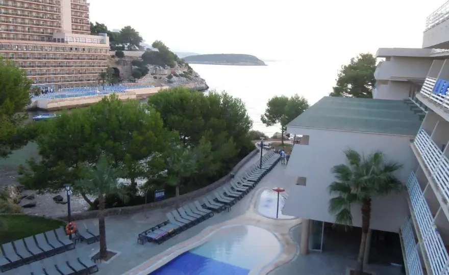 Occidental Cala Viñas, el resort familiar frente a la playa