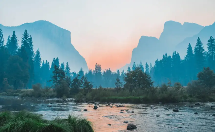 Fotografia krajobrazowa - jak stworzyć kadr z głębią i światłem