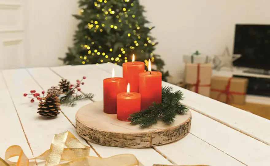 Ozdoby świąteczne na stół DIY: Proste instrukcje i inspiracje