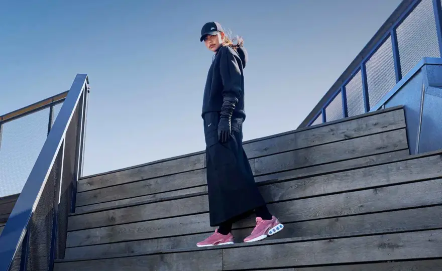 Bunte Nike Schuhe: Entdecke Trends, Styling & personalisiere deinen Look