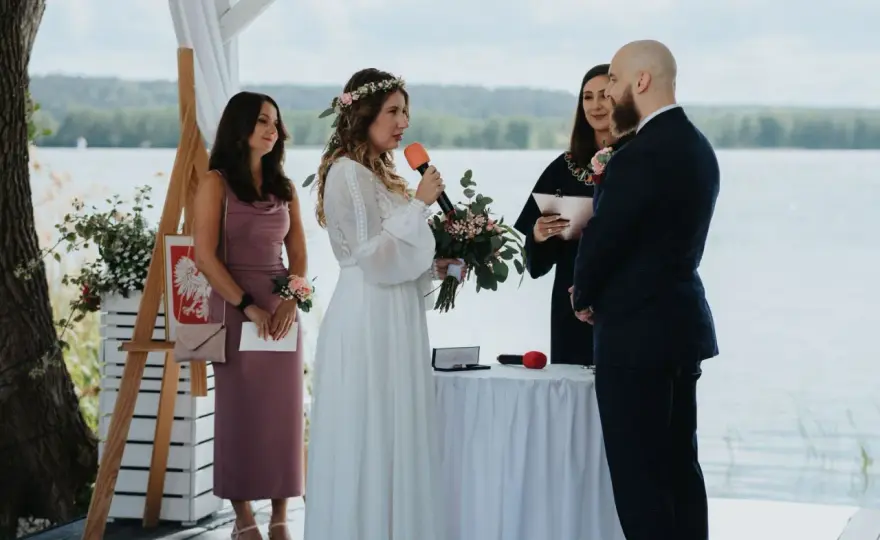 Ślub jednostronny w Polsce - formalności i przebieg ceremonii