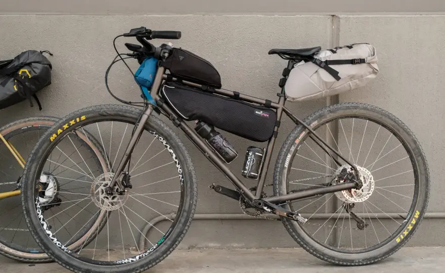 Bicicleta de Bikepacking - ¿Cuál elegir y cómo montarla?