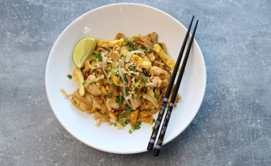 Czy pad thai jest ostry - Dowiedz się, jak zamówić idealne danie