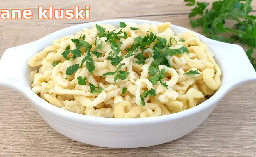 Jak zrobić kluski do zupy - prosty przepis na pyszne danie domowe