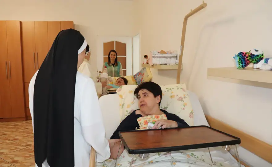 DPS św. Antoniego Częstochowa: Godna opieka jak się dostać?