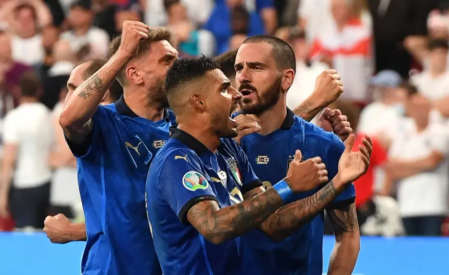 Euro 2020 - Dlaczego Włochy wygrały, a Polska odpadła?