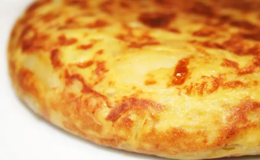 Tortilla espagnole au four moelleuse et facile à réussir