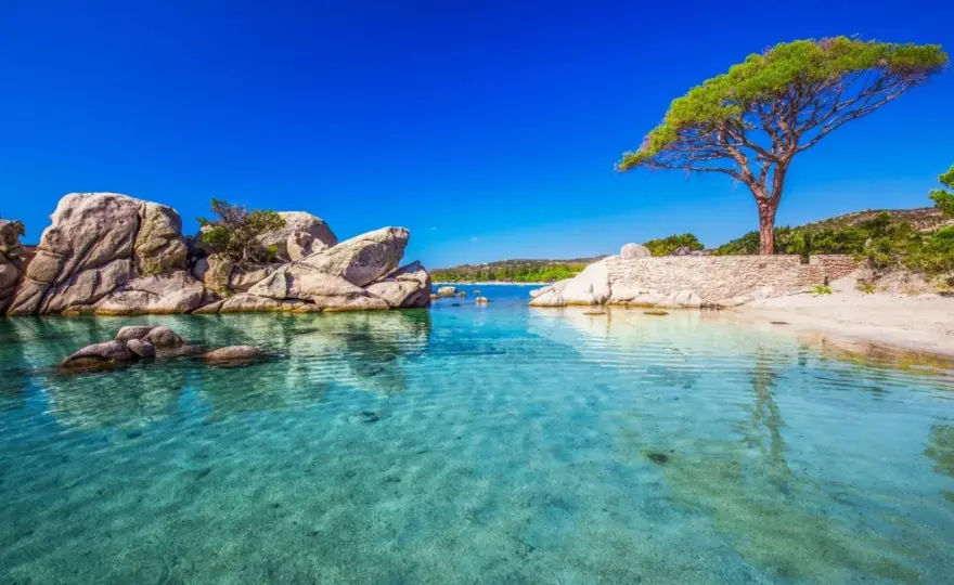 Wohin im Oktober reisen? Die besten Ziele für Sonne, Strand und Herbst