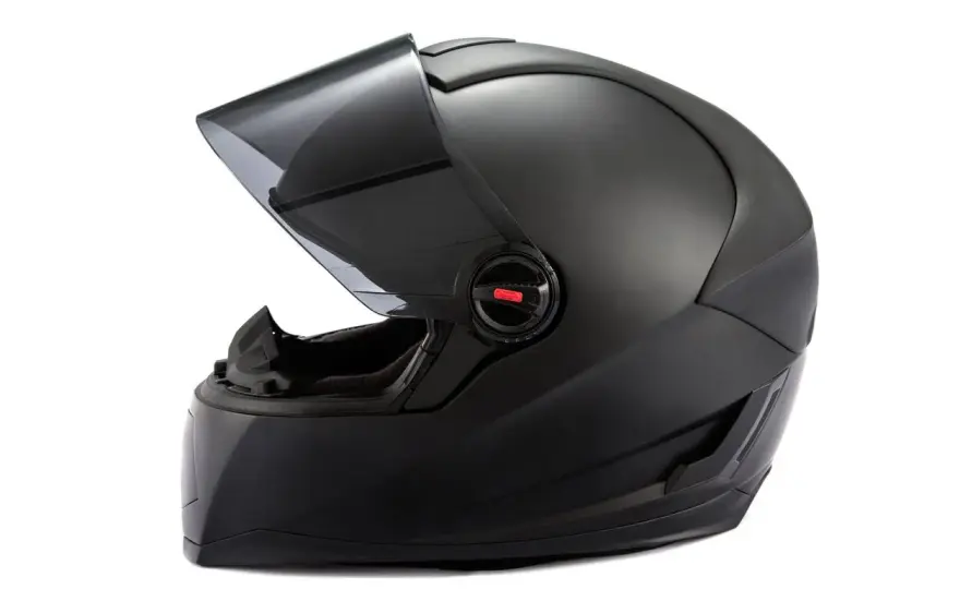 ¿Se puede reparar un casco de moto? Qué sí se arregla y qué no