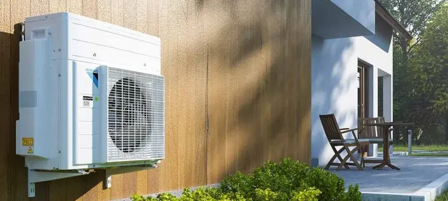 Zarobki instalatora klimatyzacji: Czy własna firma się opłaca?