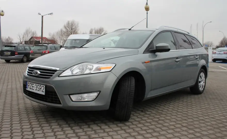 Pojemność baku Ford Mondeo - co musisz wiedzieć przed zakupem