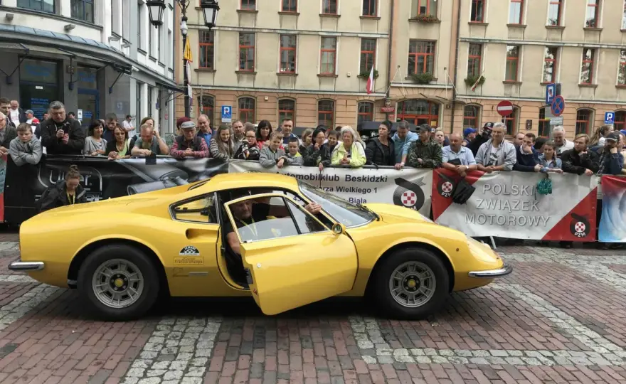 Ferrari Dino - historia, modele i co kupić?