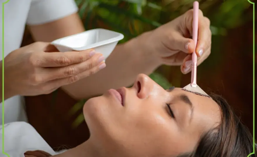 Kwasy AHA - jak stosować, by działały? Kompletny przewodnik