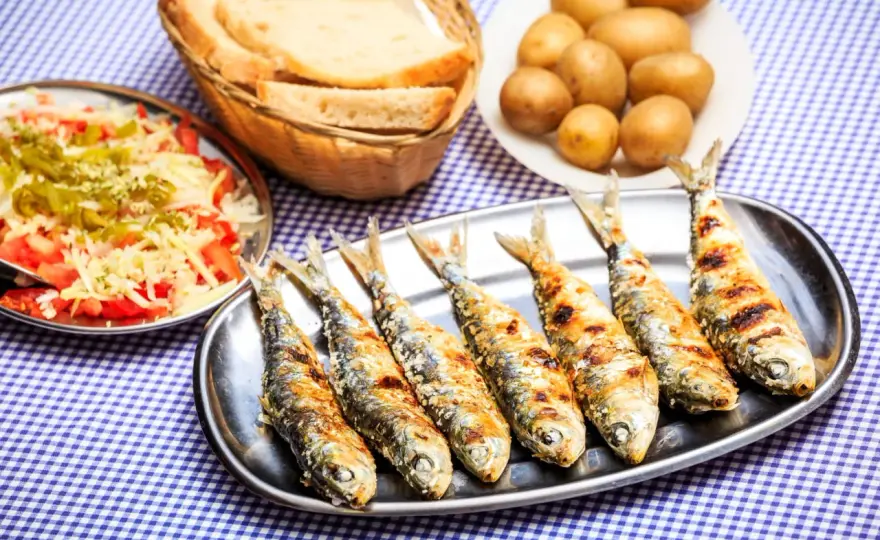 Sardines grillées sans odeur - Le guide complet pour réussir
