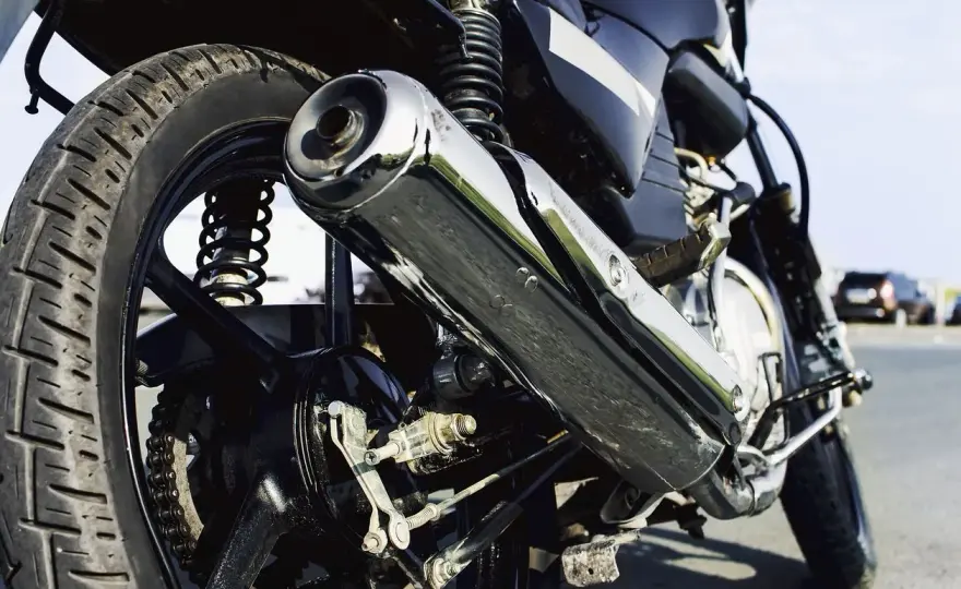 Homologar un escape de moto - cuánto cuesta y qué pide la ITV