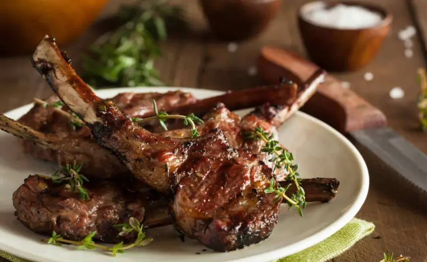 Côtelettes d'agneau parfaites - Le guide cuisson facile