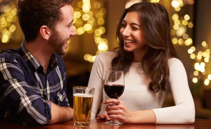 Facebook Dating - Jak stworzyć profil, który działa?