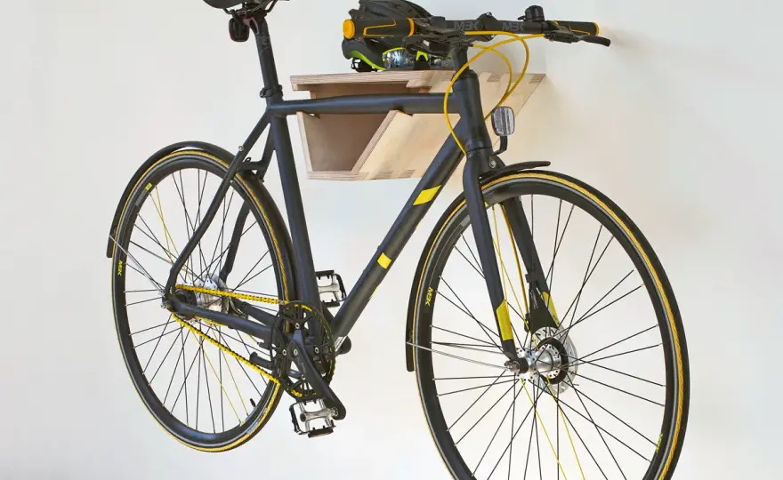 Fahrrad-Wandhalterung selber bauen - Stabil & platzsparend