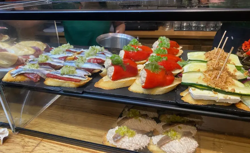 Barcelona-Tipps für den ersten Trip - Viertel, Verkehr, Essen
