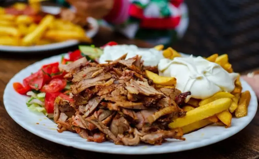 Jakie mięso na kebab? Wybierz idealne na domowy przysmak