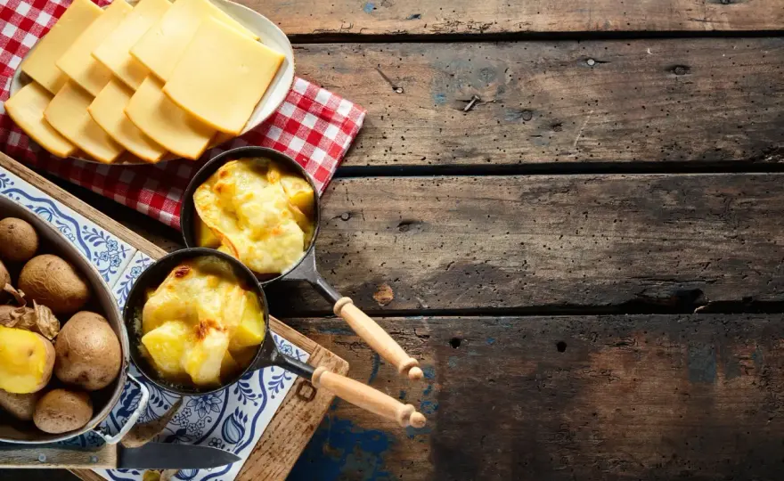 Raclette sans charcuterie - Le guide des alternatives gourmandes