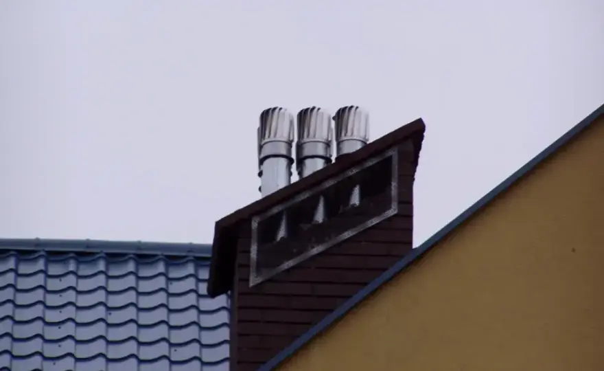 Zakończenie komina wentylacyjnego - klucz do dobrego ciągu