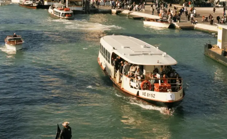 Vaporetto in Venedig - so planst du Tickets und Linien richtig