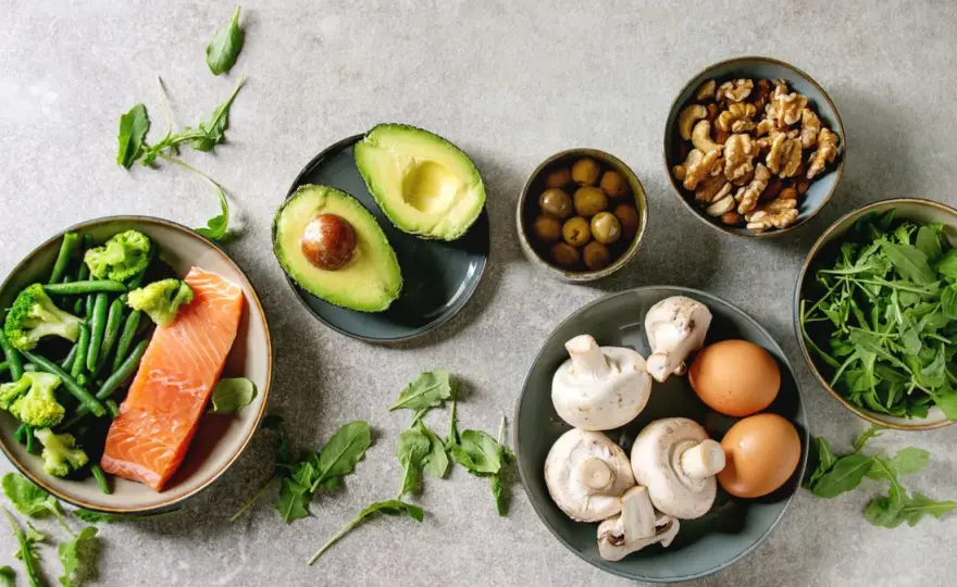 Dieta keto: Co to jest? Zasady, korzyści i przeciwwskazania