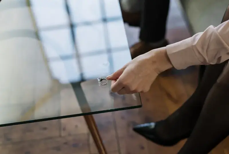 Ile wynoszą alimenty na żonę: minimalne i średnie kwoty w praktyce