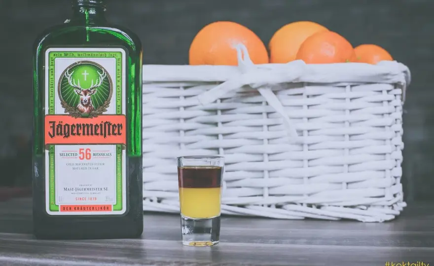 Jägermeister - więcej niż shot? Smak, drinki, cena