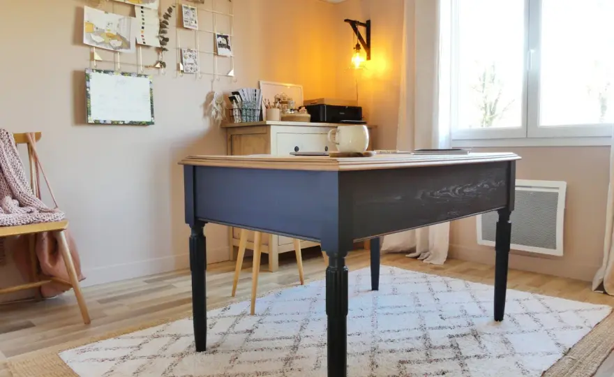 Repeindre un bureau en bois - Le guide pour une finition durable