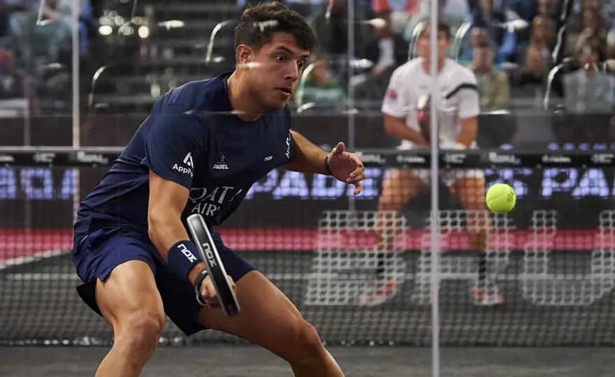 Agustín Tapia - Altezza e impatto nel padel: conta davvero?