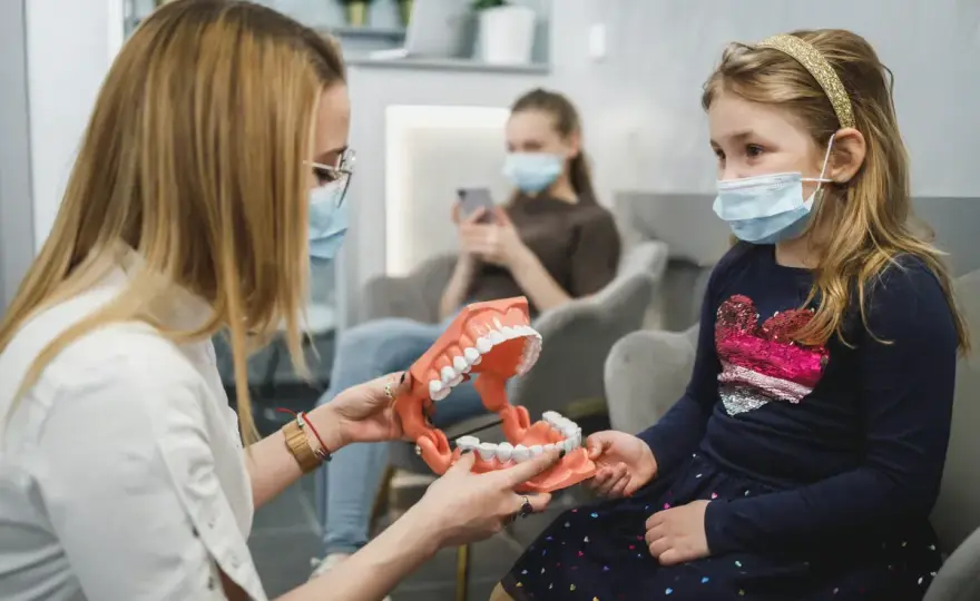 Ortodonta - Kiedy iść, jak leczy? Pełny przewodnik!