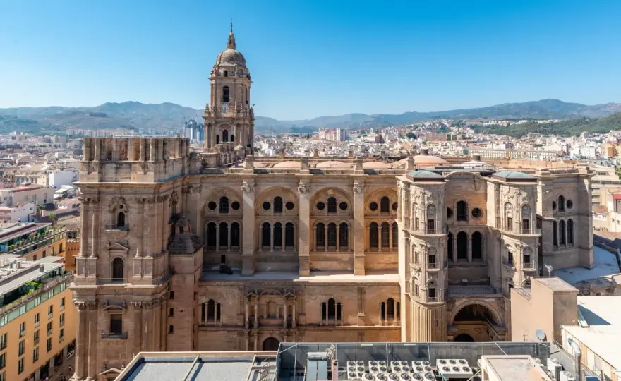 Malaga atrakcje, które musisz zobaczyć – nie przegap tych miejsc