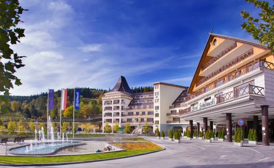 Ile kosztuje doba w hotelu Gołębiewskim? Ceny, promocje i sezonowość