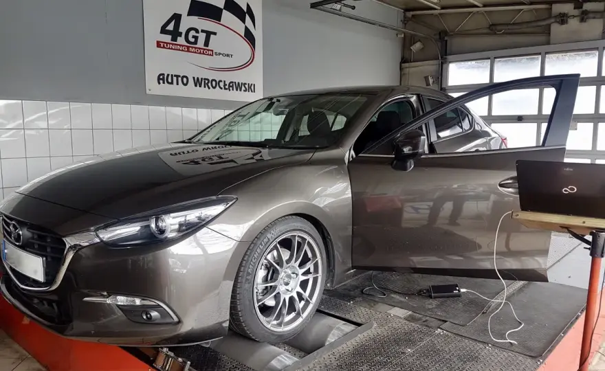 Chip tuning Mazda 3 2.0 165 KM: Jak zwiększyć moc i osiągi?