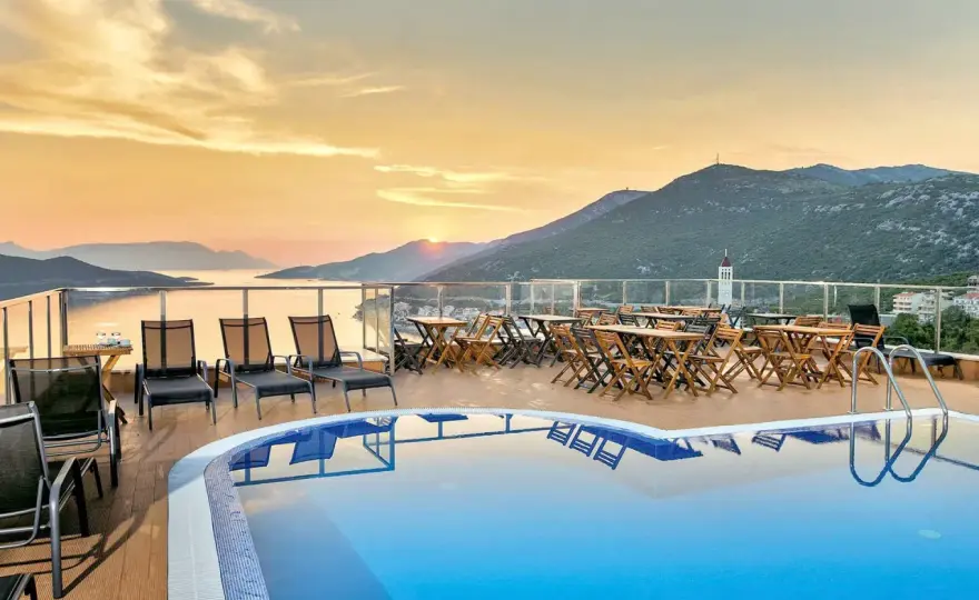 Neum - kurort na Adriatyku, który zaskakuje. Czy warto?